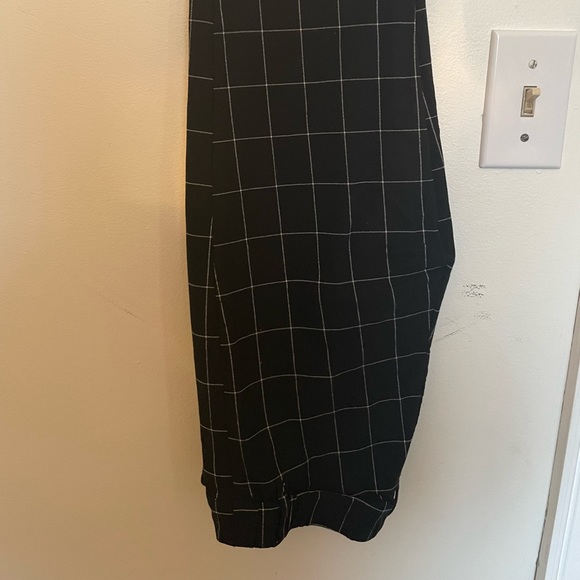 Dress pants - Picture 2 of 2